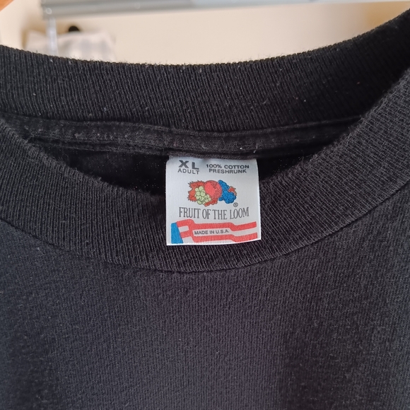 . Vintage 1992 DC Comics Death Of Superman Black Red and Yellow Puff Print Shirt - Picture 6 of 6